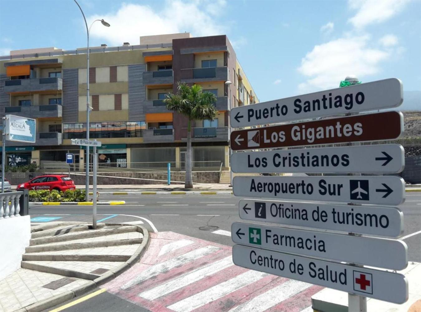 Alcala Seaside Apartment, Two Rooms, Private Parking Esterno foto
